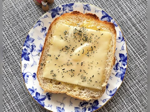 マーマレードとチーズのトースト♡